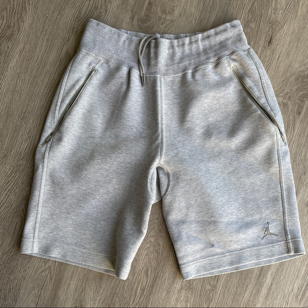 NIKE JORDAN SWEAT SHORTS L